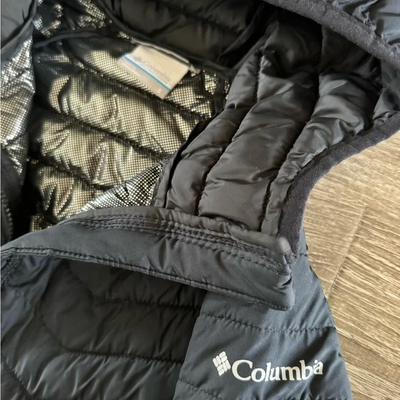 Columbia Black Puffer Jacket with Hood - Picture 2 of 7
